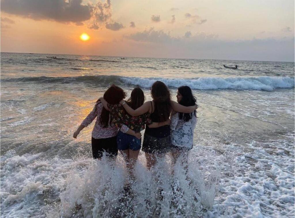 La Bay Luxury Beach Bungalow Pondicherry Esterno foto